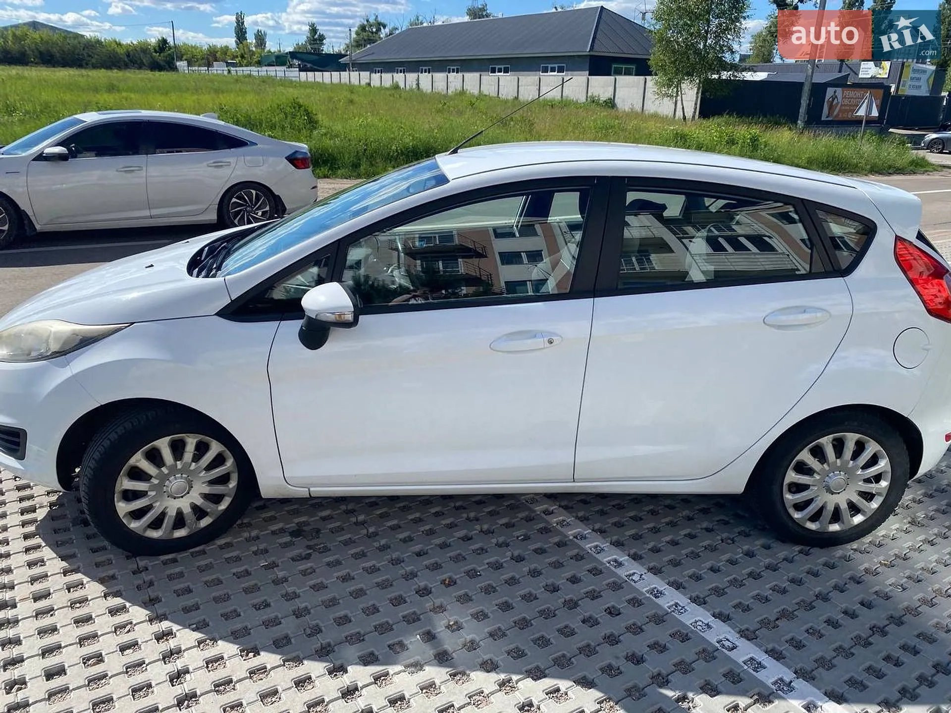 2013 Ford Fiesta - мініатюра 13