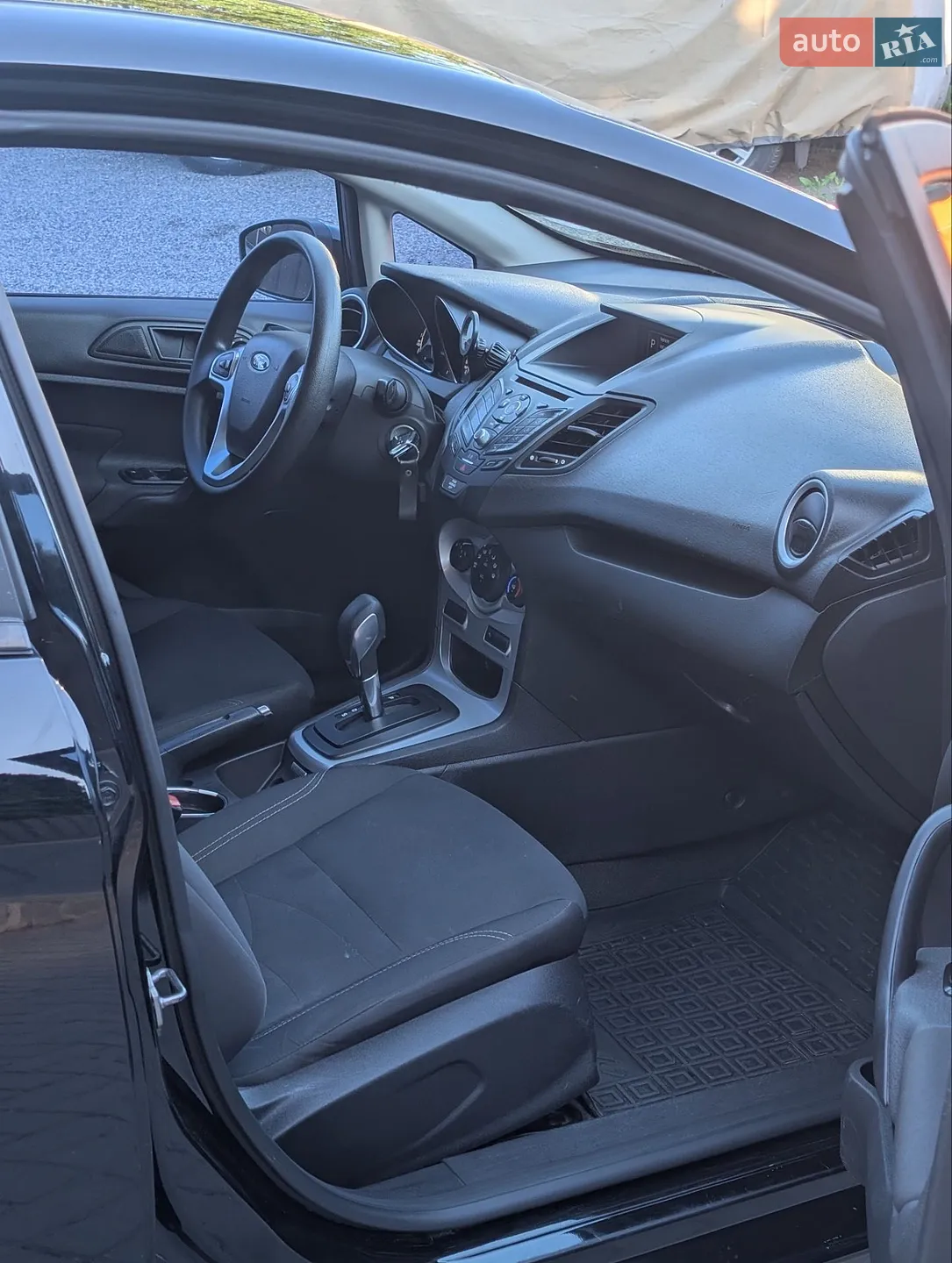 2018 Ford Fiesta - мініатюра 11