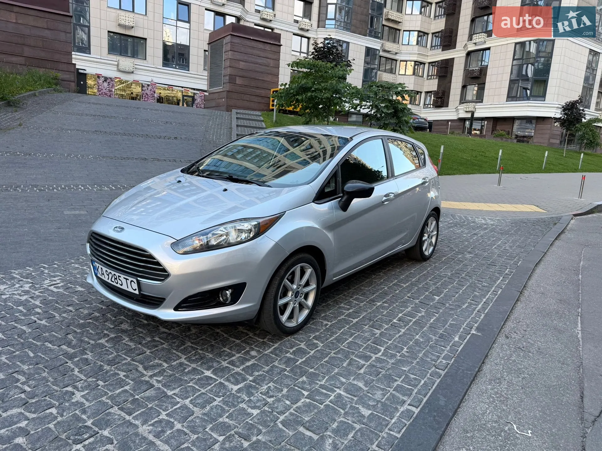 2019 Ford Fiesta - фото 1