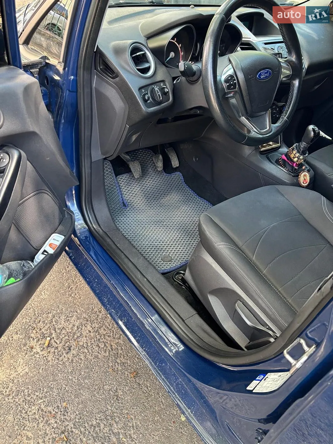 2016 Ford Fiesta - мініатюра 8