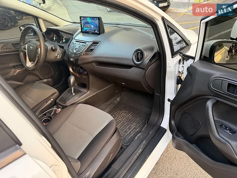 Ford Fiesta 2017 VIN 3FADP4AJ0HM166271 фото оголошення 7 з 53