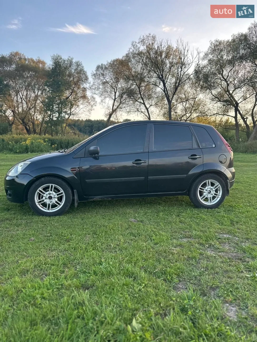 Ford Fiesta 2008 VIN WF0HXXGAJH8A39814 фото оголошення 4 з 12