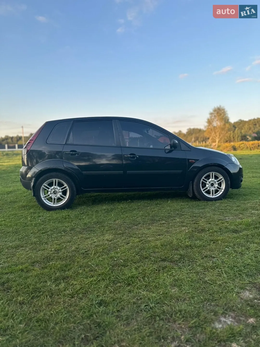 Ford Fiesta 2008 VIN WF0HXXGAJH8A39814 фото оголошення 8 з 12