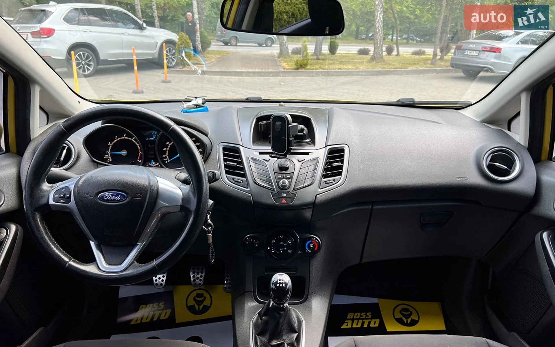 2013 Ford Fiesta - мініатюра 12