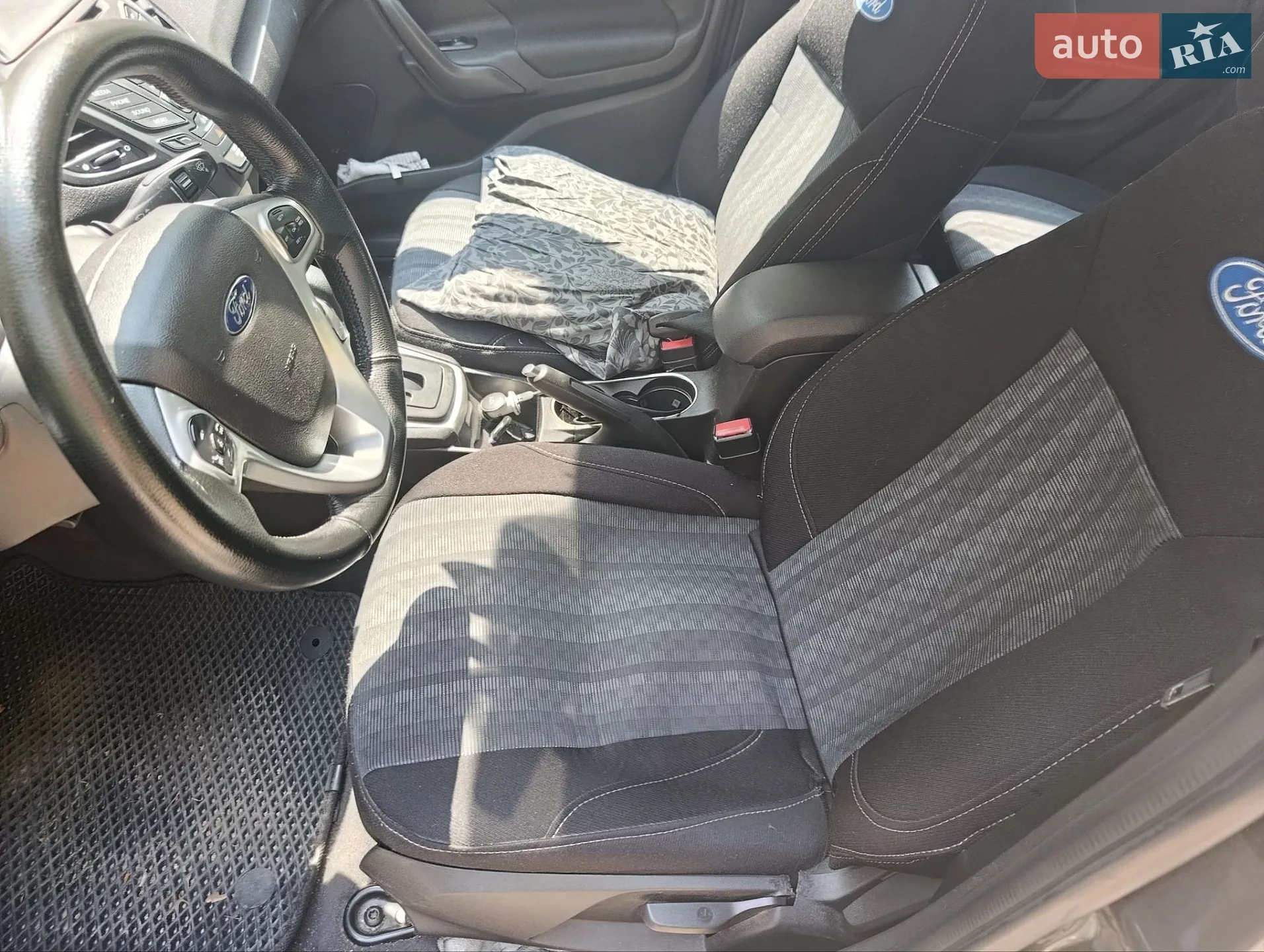 2017 Ford Fiesta - мініатюра 6
