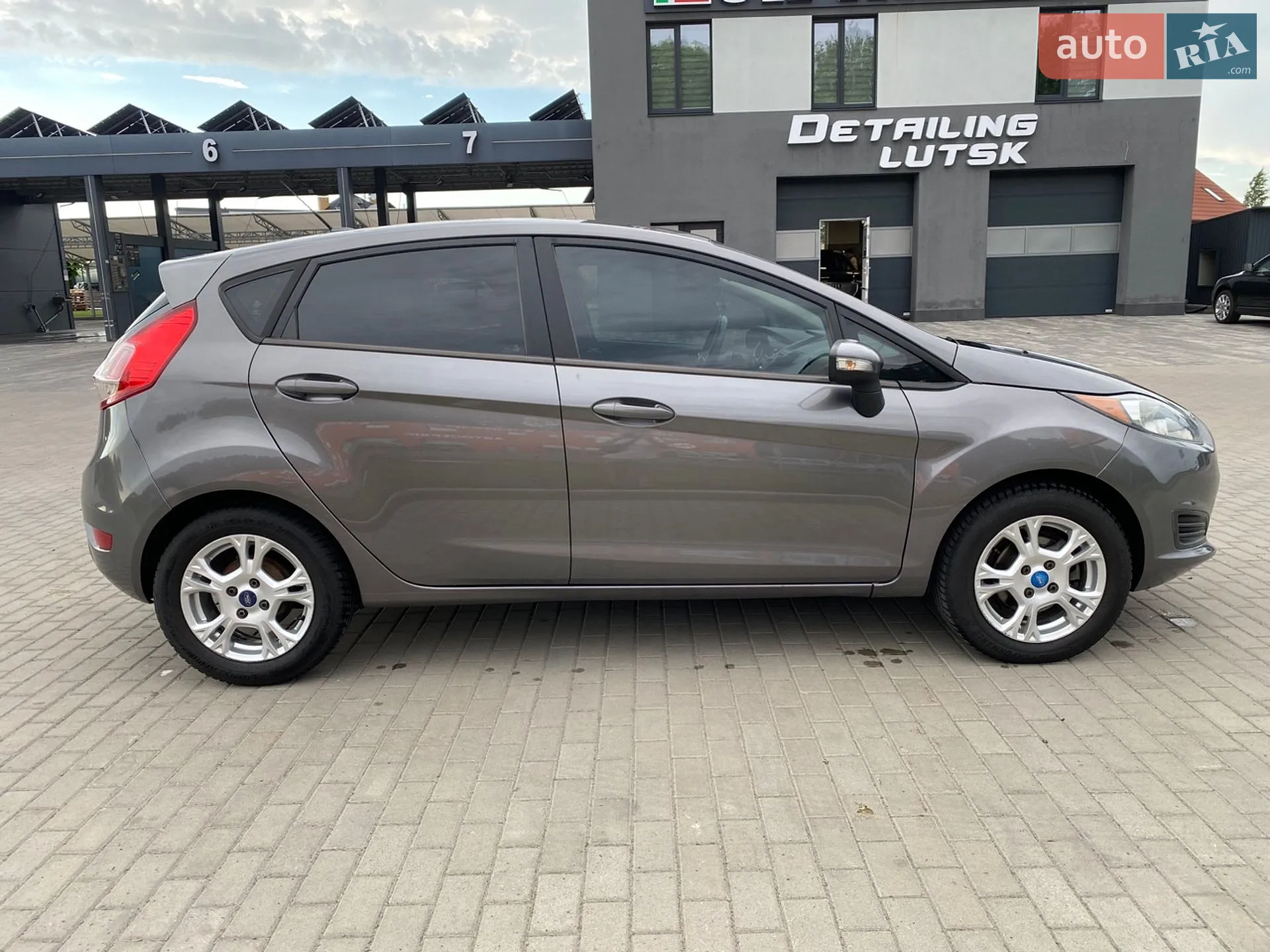 2013 Ford Fiesta - мініатюра 4