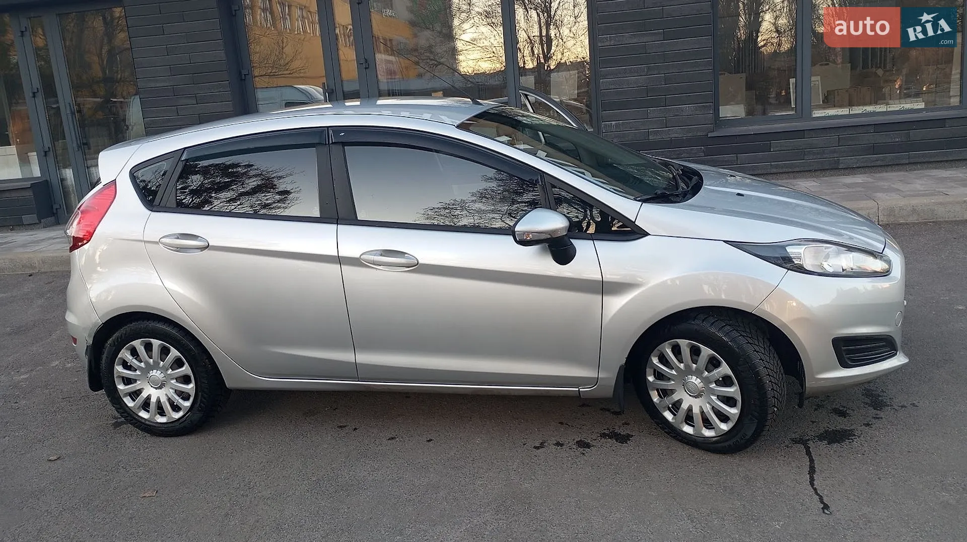 2013 Ford Fiesta - мініатюра 4
