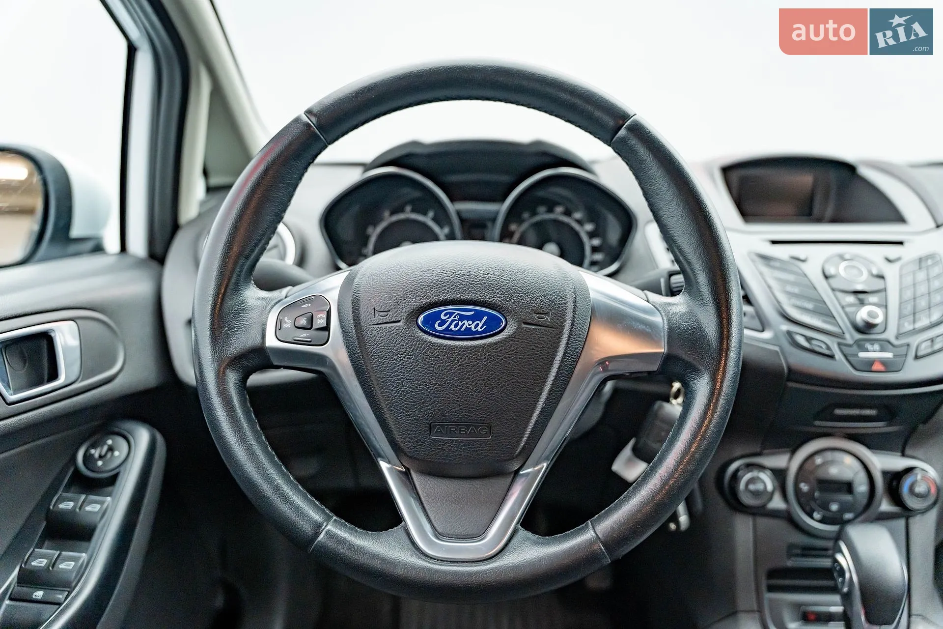 2016 Ford Fiesta - мініатюра 13