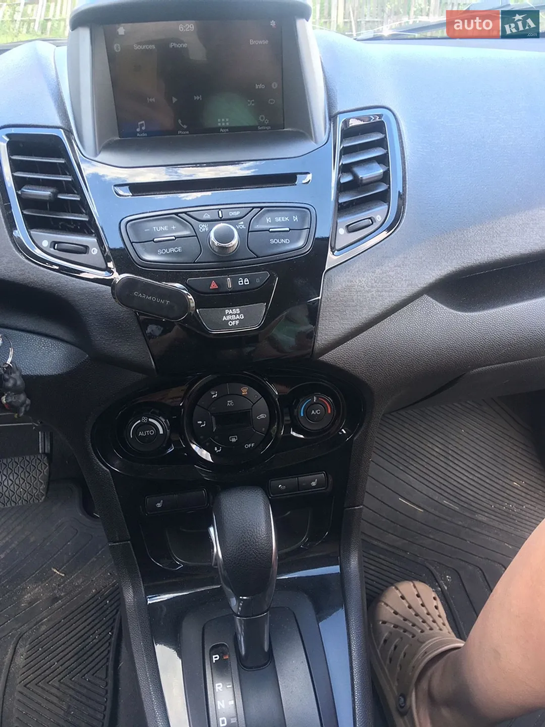 2018 Ford Fiesta - мініатюра 4