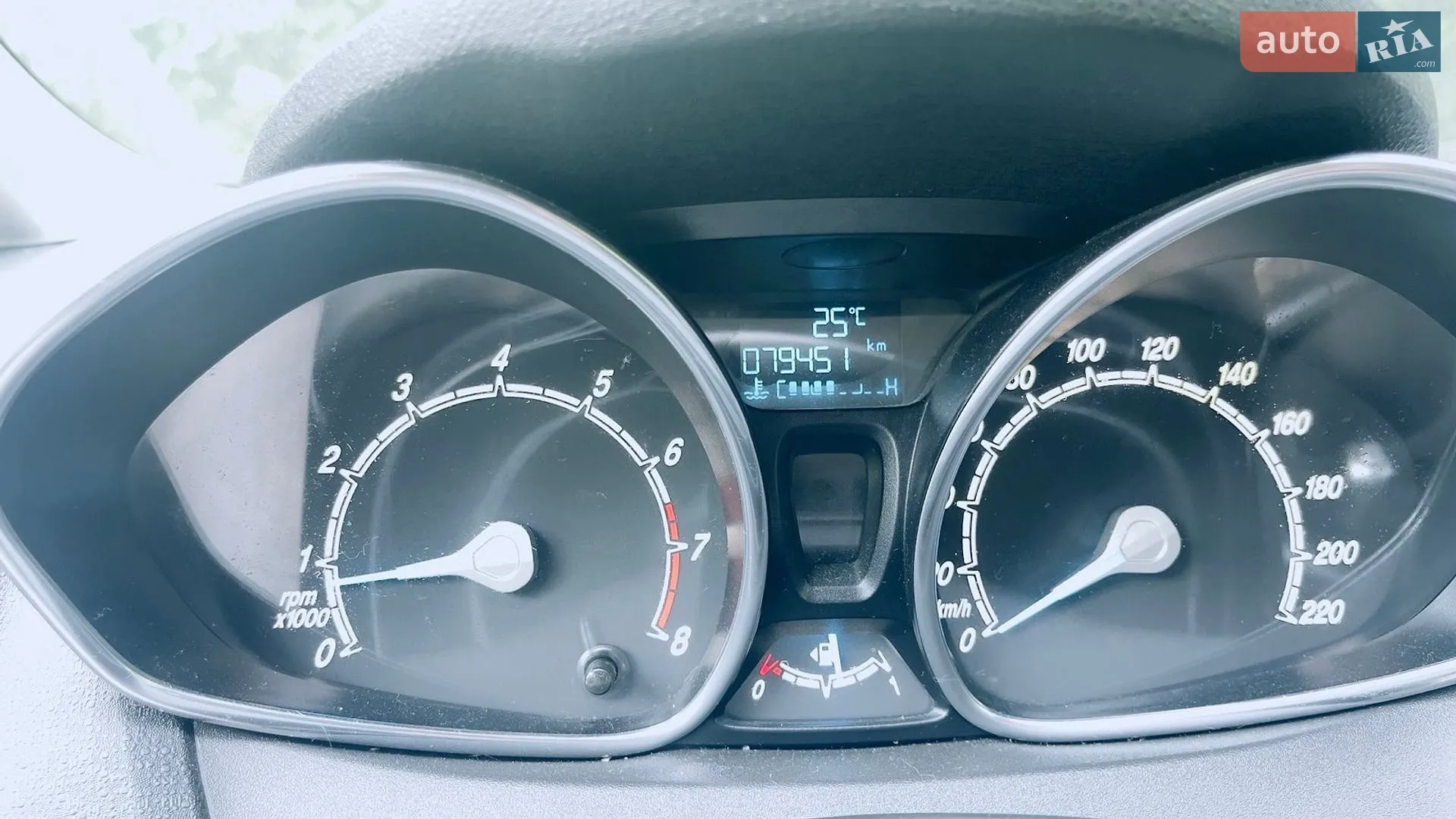 2016 Ford Fiesta - фото 1