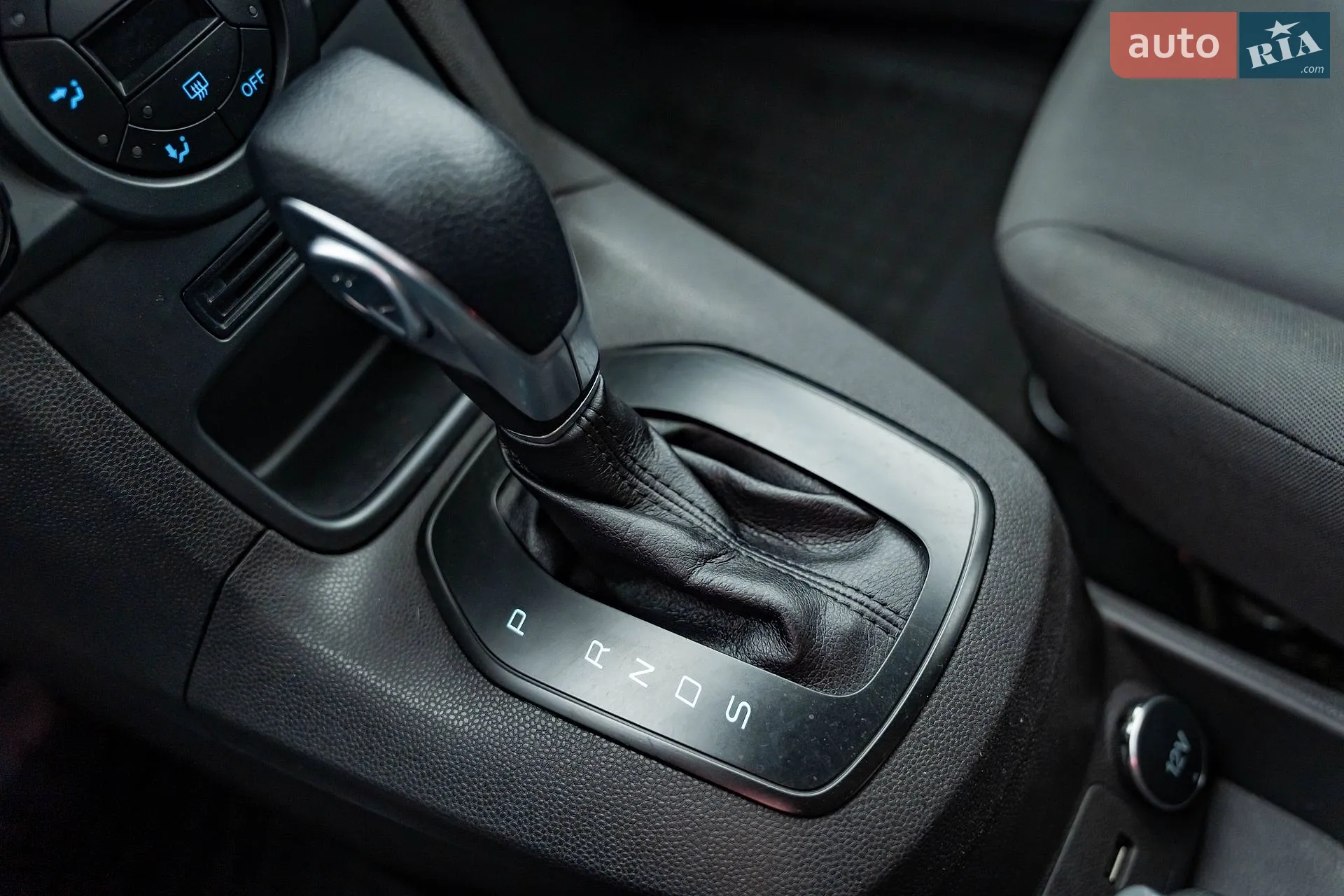 2013 Ford Fiesta - мініатюра 18