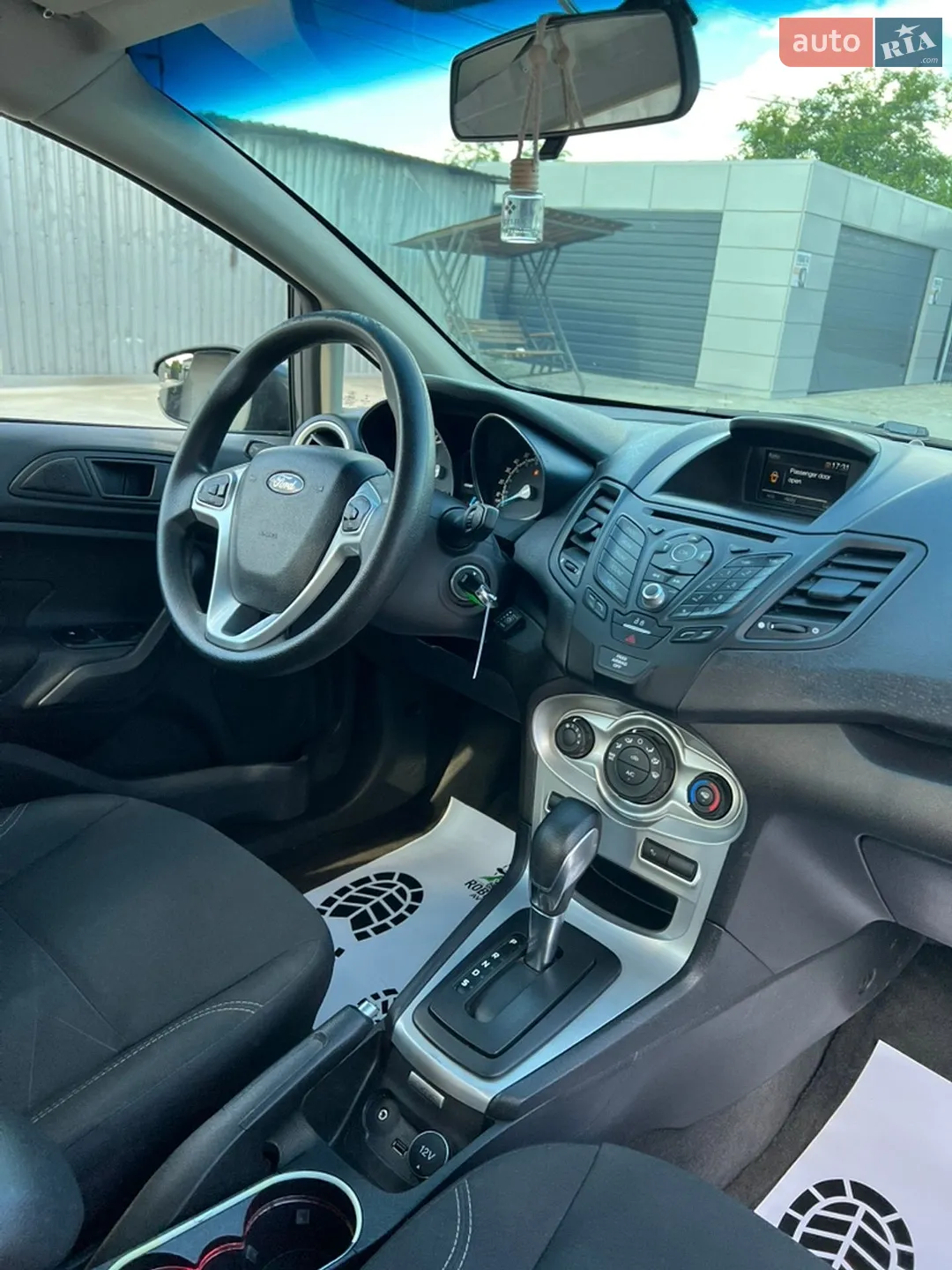 2018 Ford Fiesta - мініатюра 24