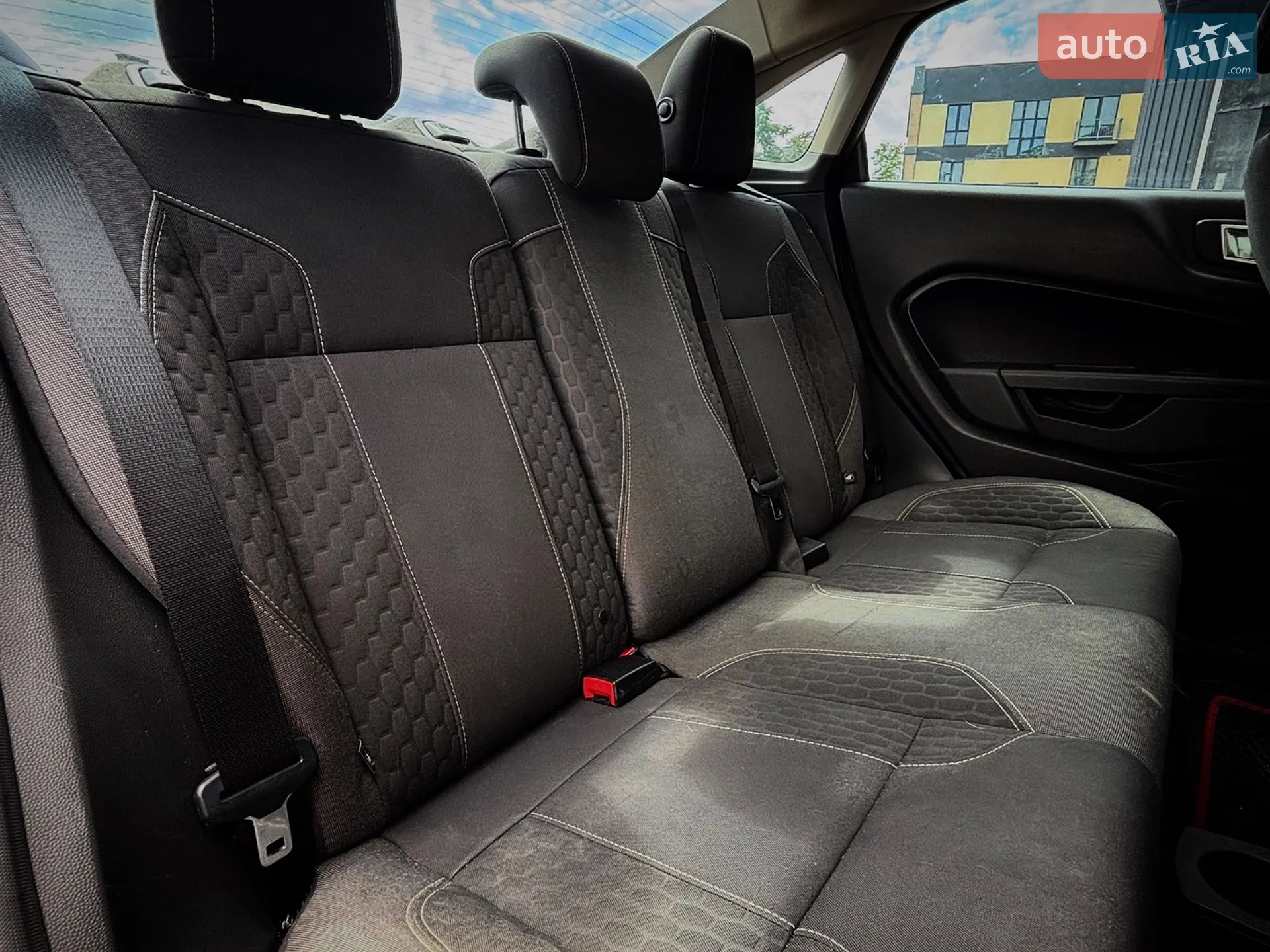 2013 Ford Fiesta - мініатюра 15