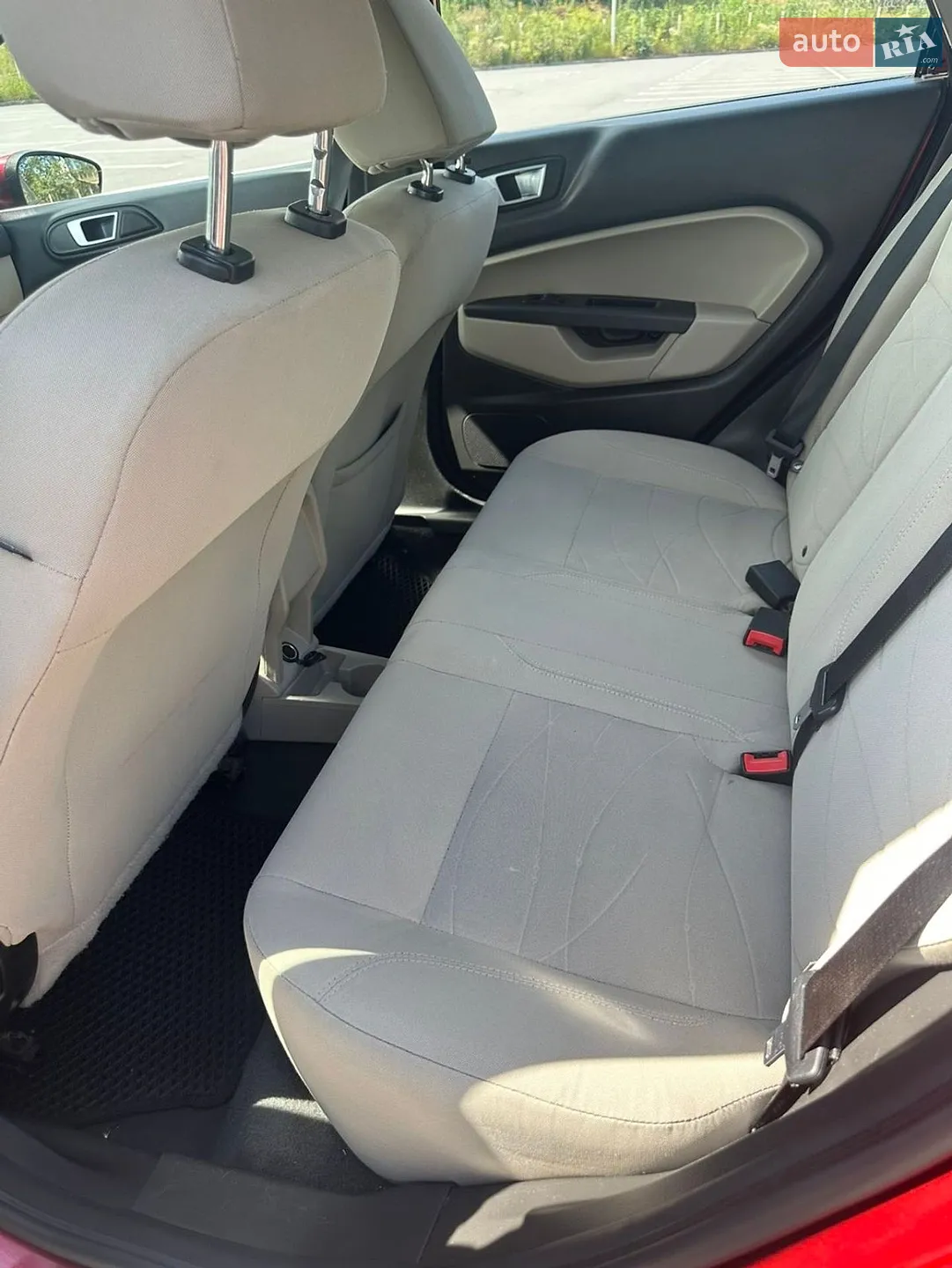 2014 Ford Fiesta - мініатюра 9