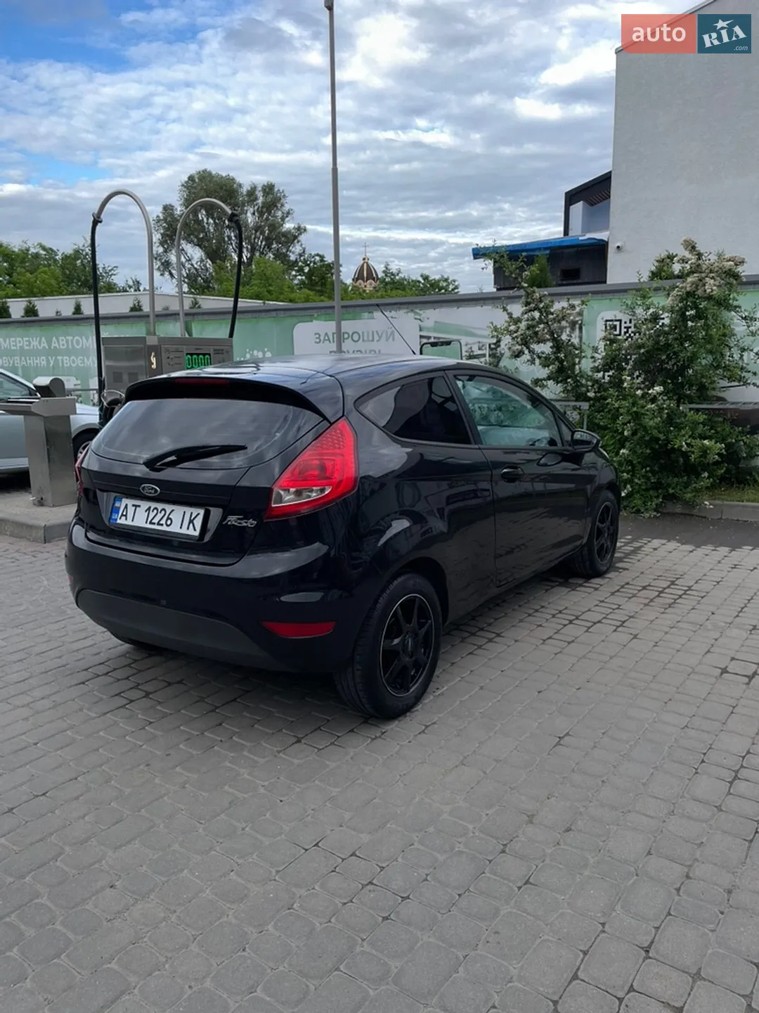 2010 Ford Fiesta - мініатюра 3