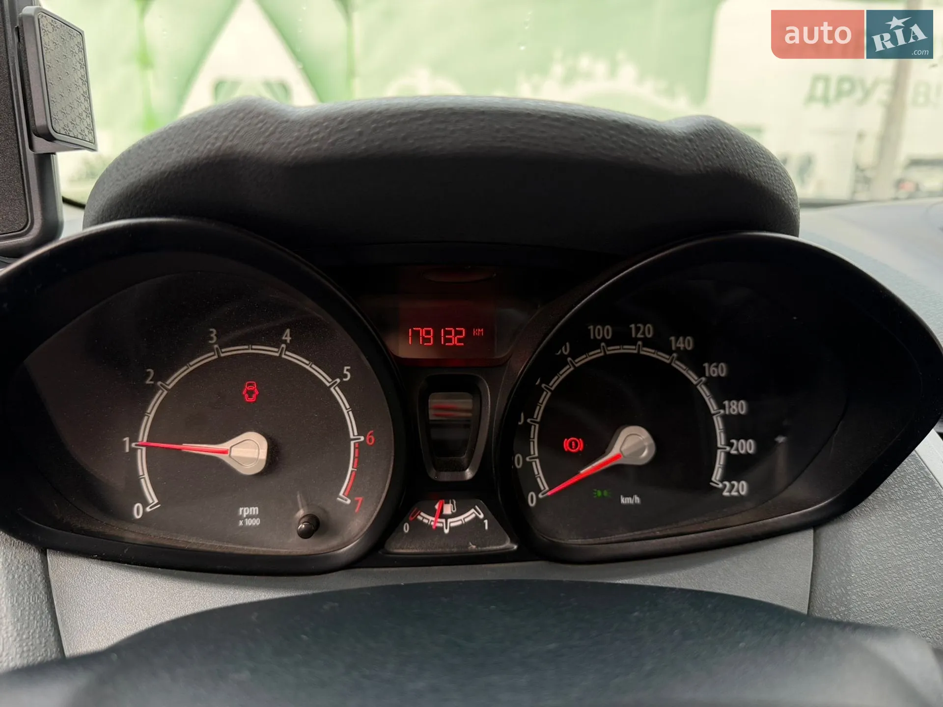 2010 Ford Fiesta - мініатюра 19