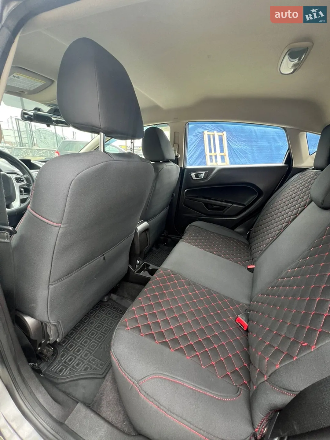 2014 Ford Fiesta - мініатюра 28