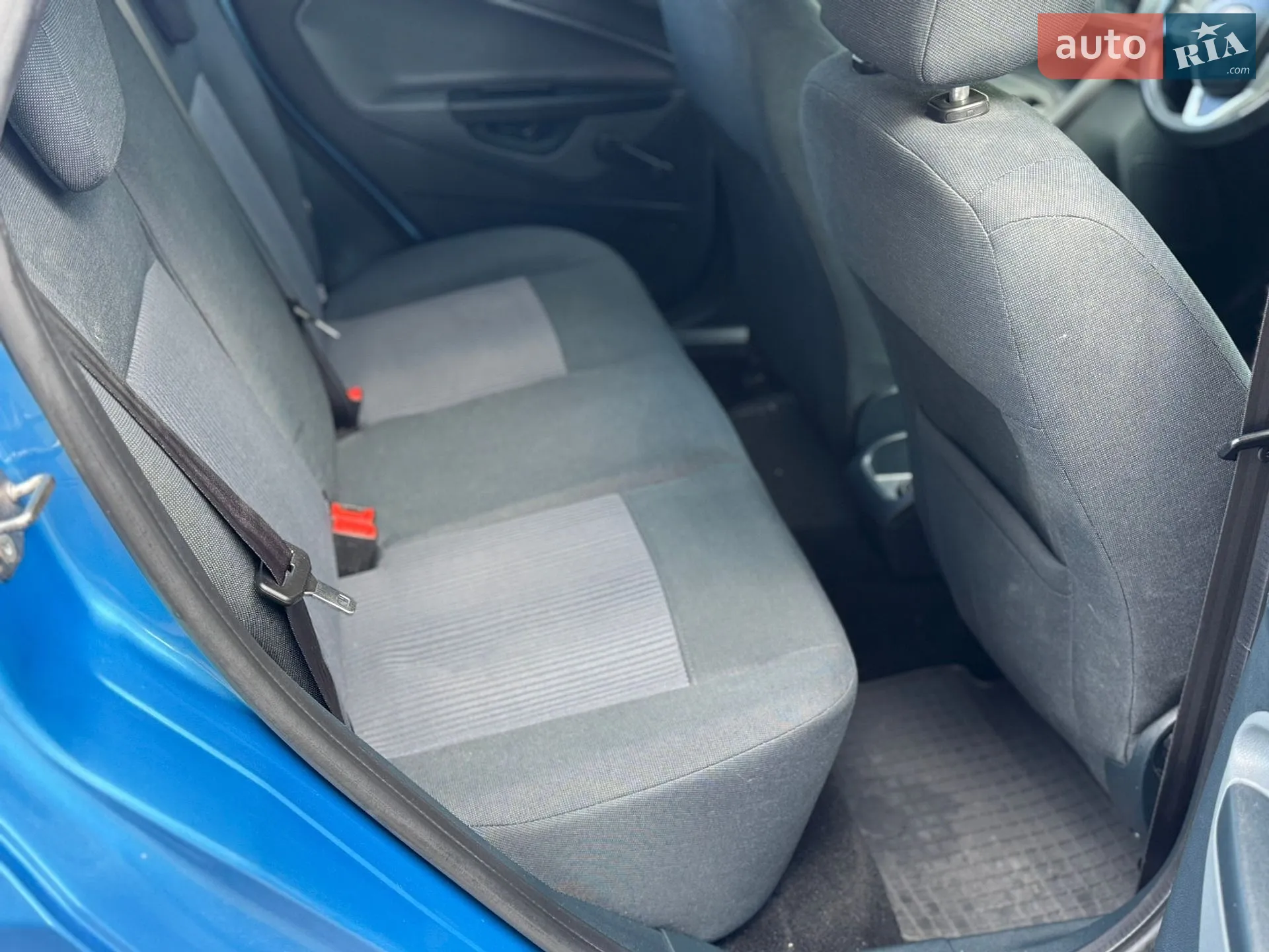 2010 Ford Fiesta - мініатюра 24