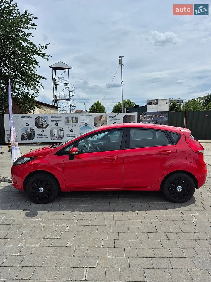 2011 Ford Fiesta - мініатюра 13