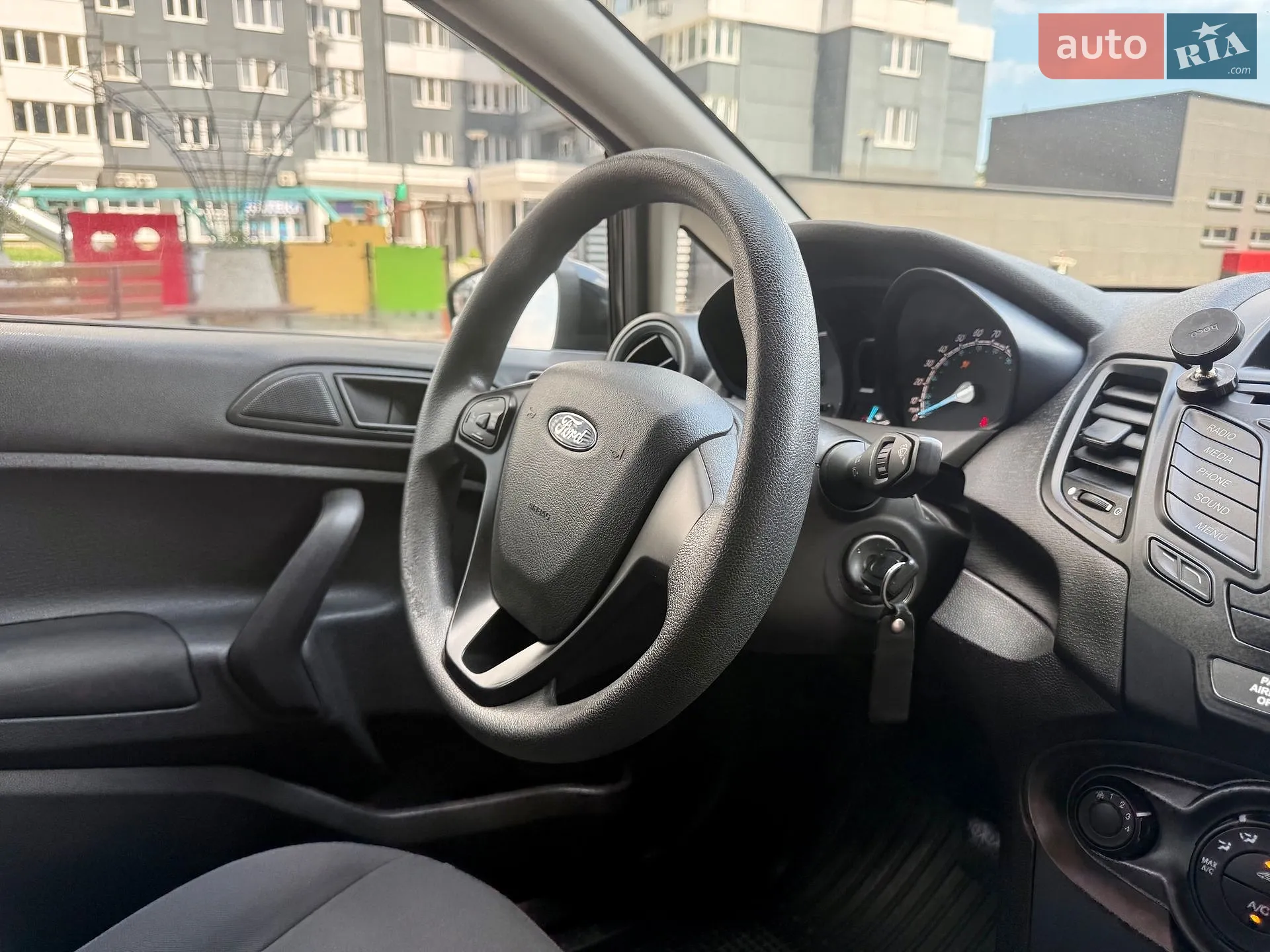 2015 Ford Fiesta - мініатюра 29