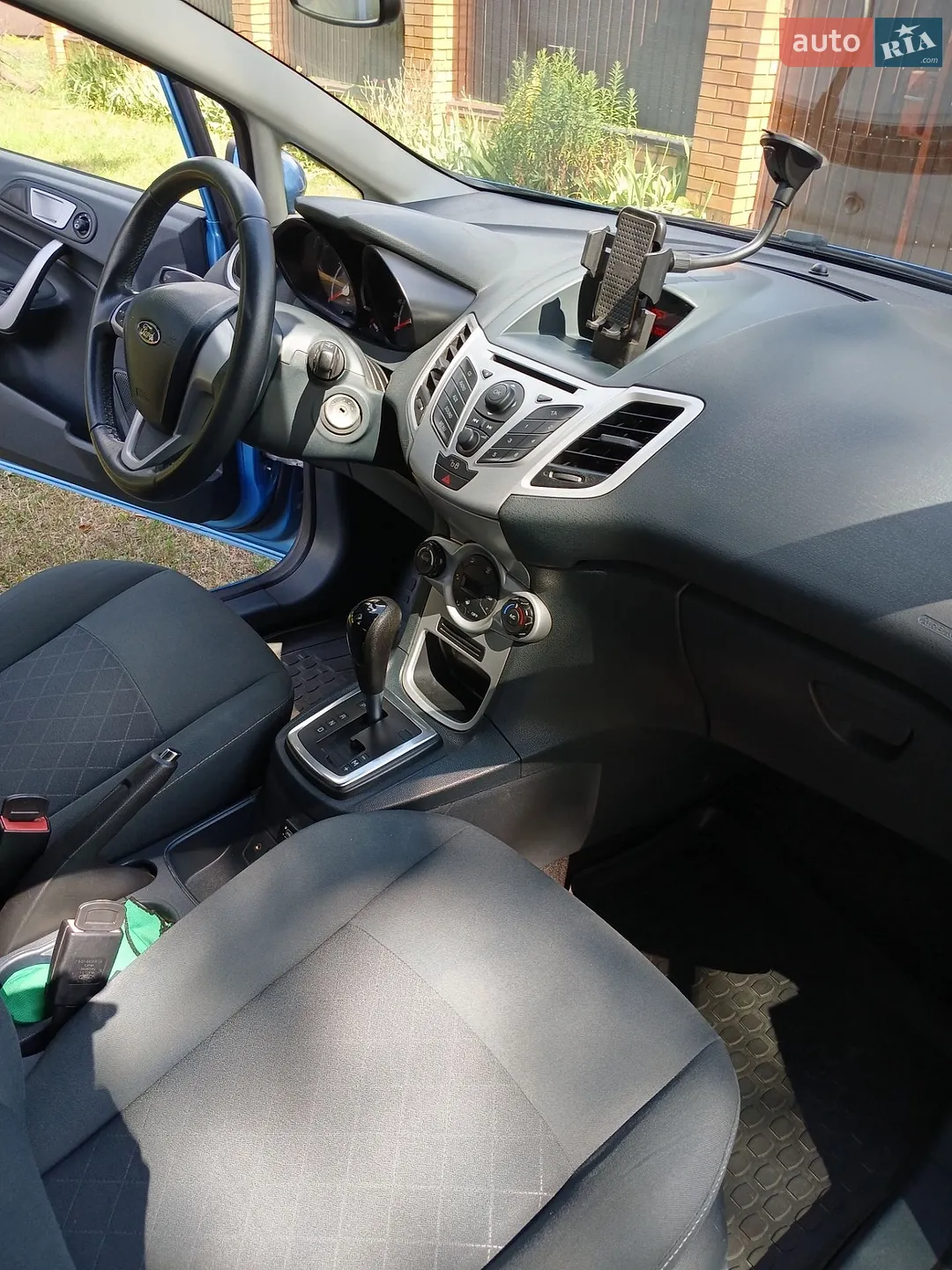2012 Ford Fiesta - мініатюра 11