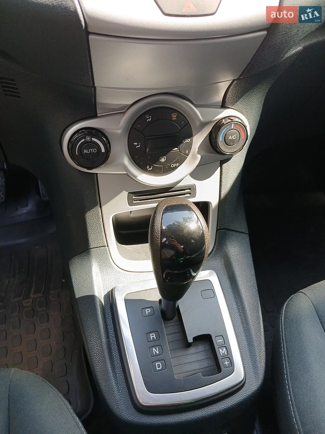 2012 Ford Fiesta - мініатюра 16