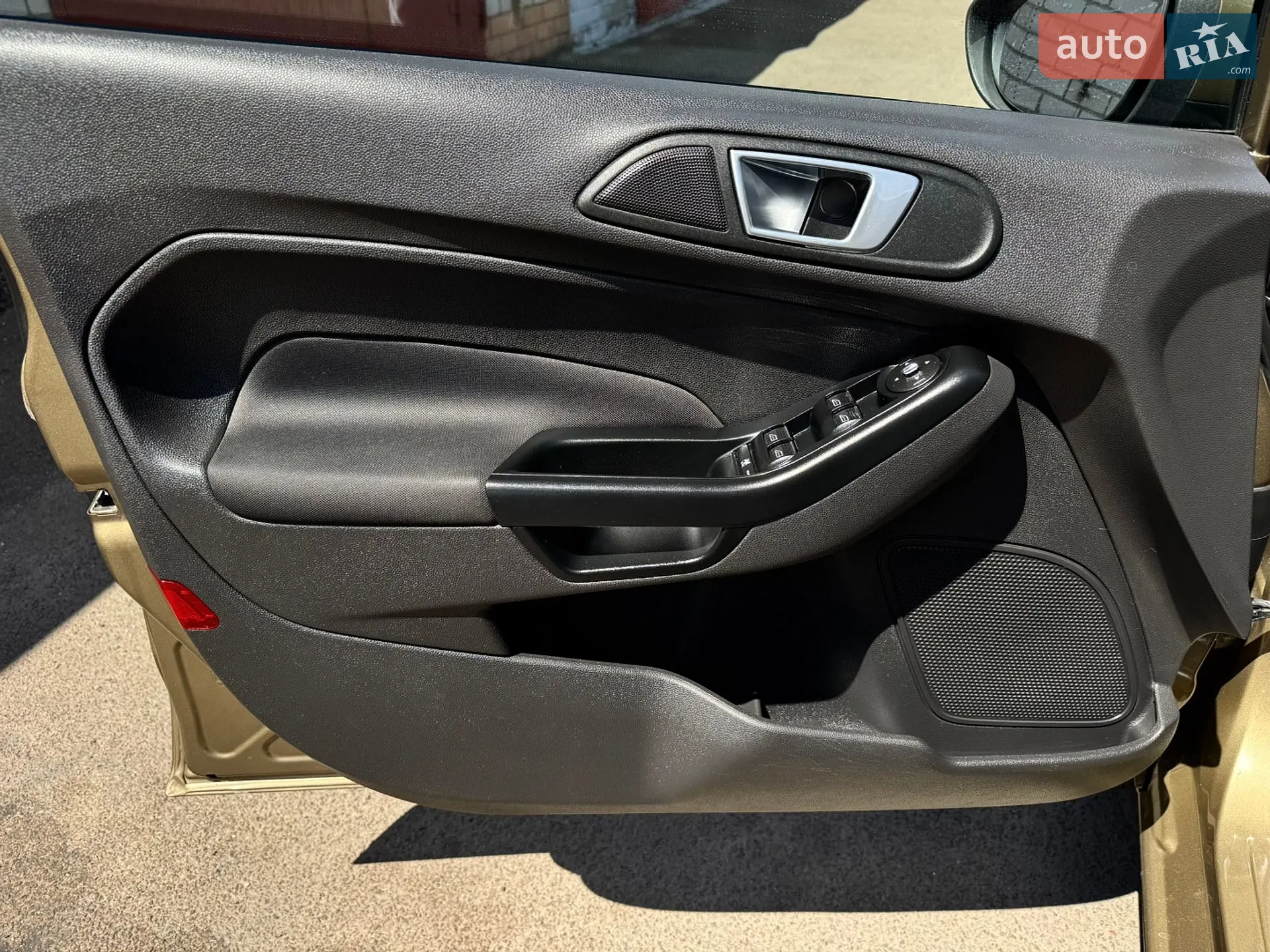 2013 Ford Fiesta - мініатюра 14