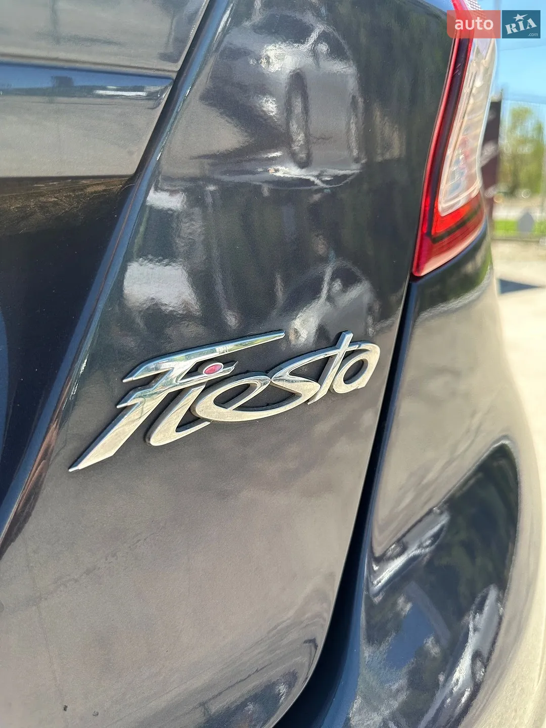 2013 Ford Fiesta - мініатюра 13