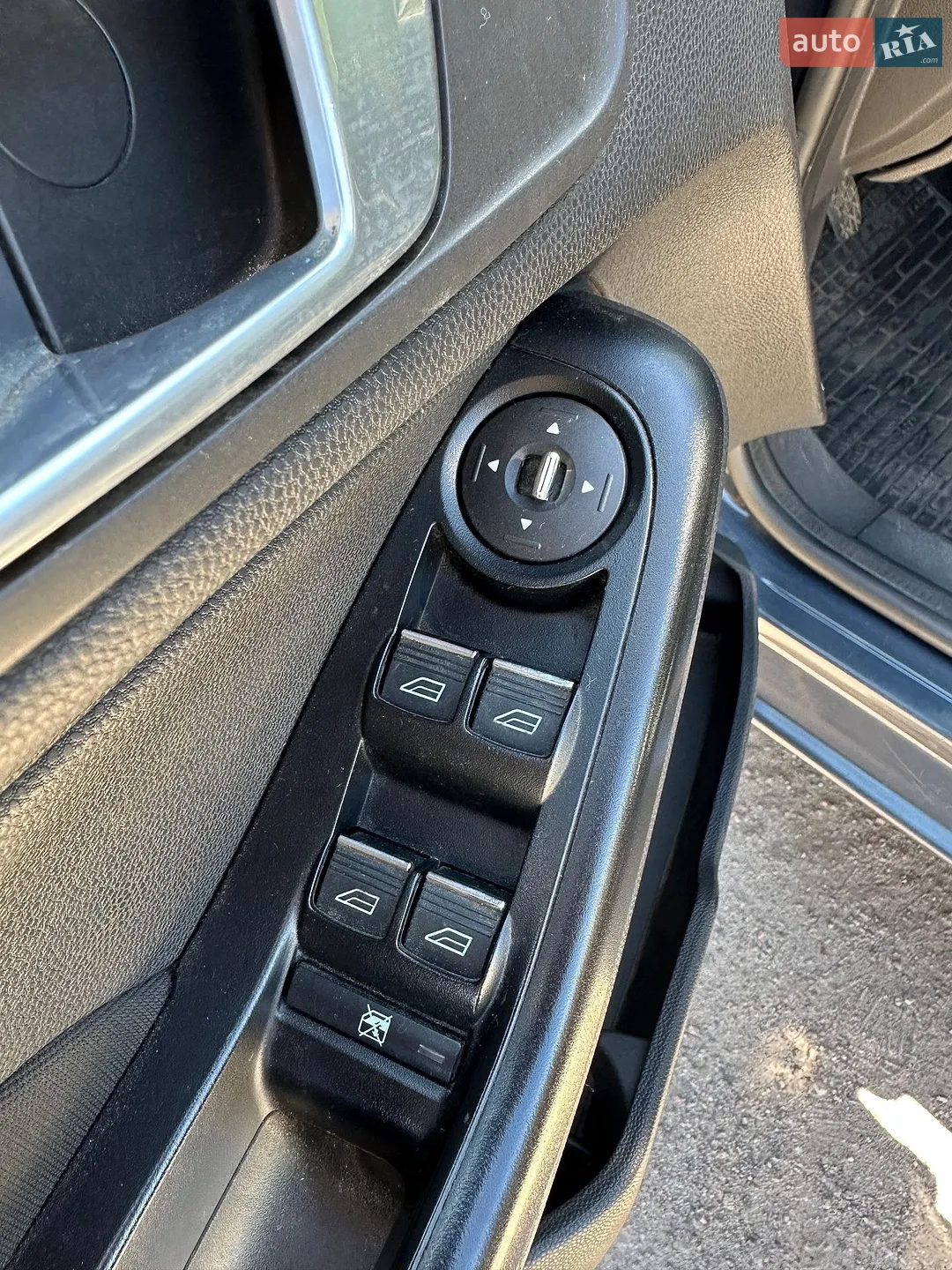 2013 Ford Fiesta - мініатюра 18