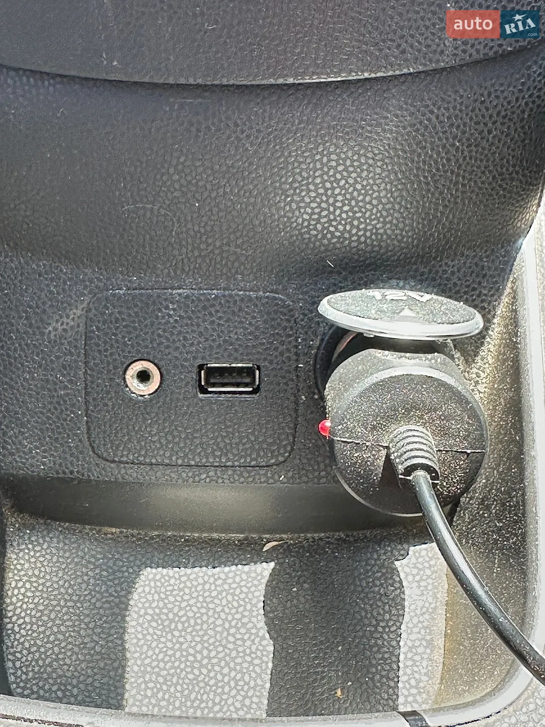 2013 Ford Fiesta - мініатюра 25
