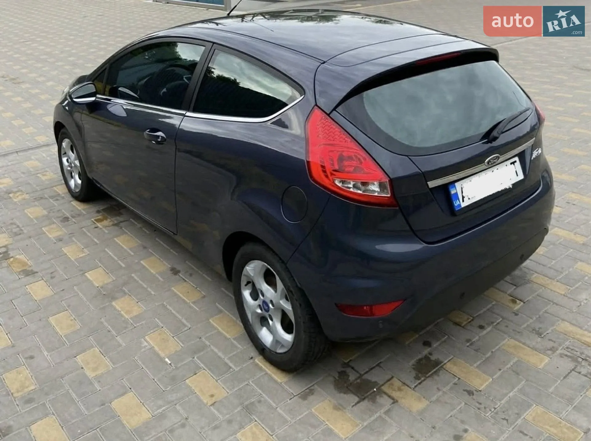 2011 Ford Fiesta - мініатюра 12