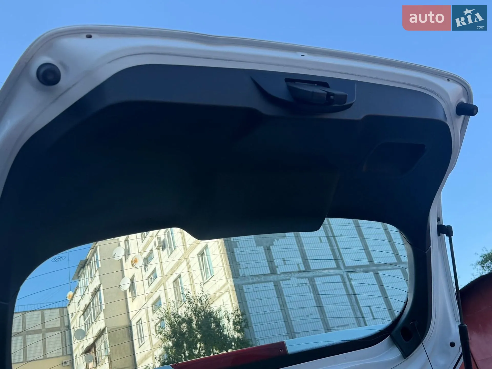 2010 Ford Fiesta - мініатюра 33