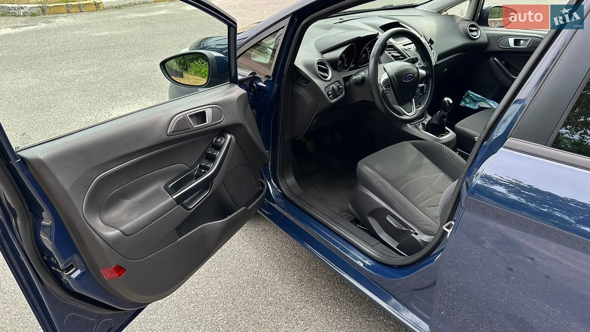 2013 Ford Fiesta - мініатюра 9
