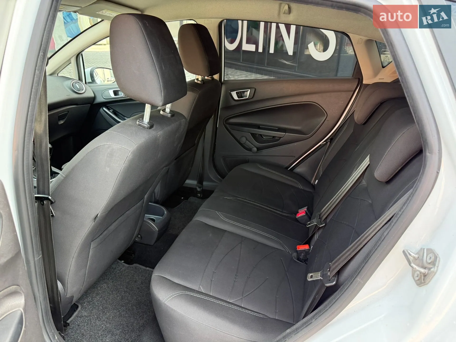2014 Ford Fiesta - мініатюра 9