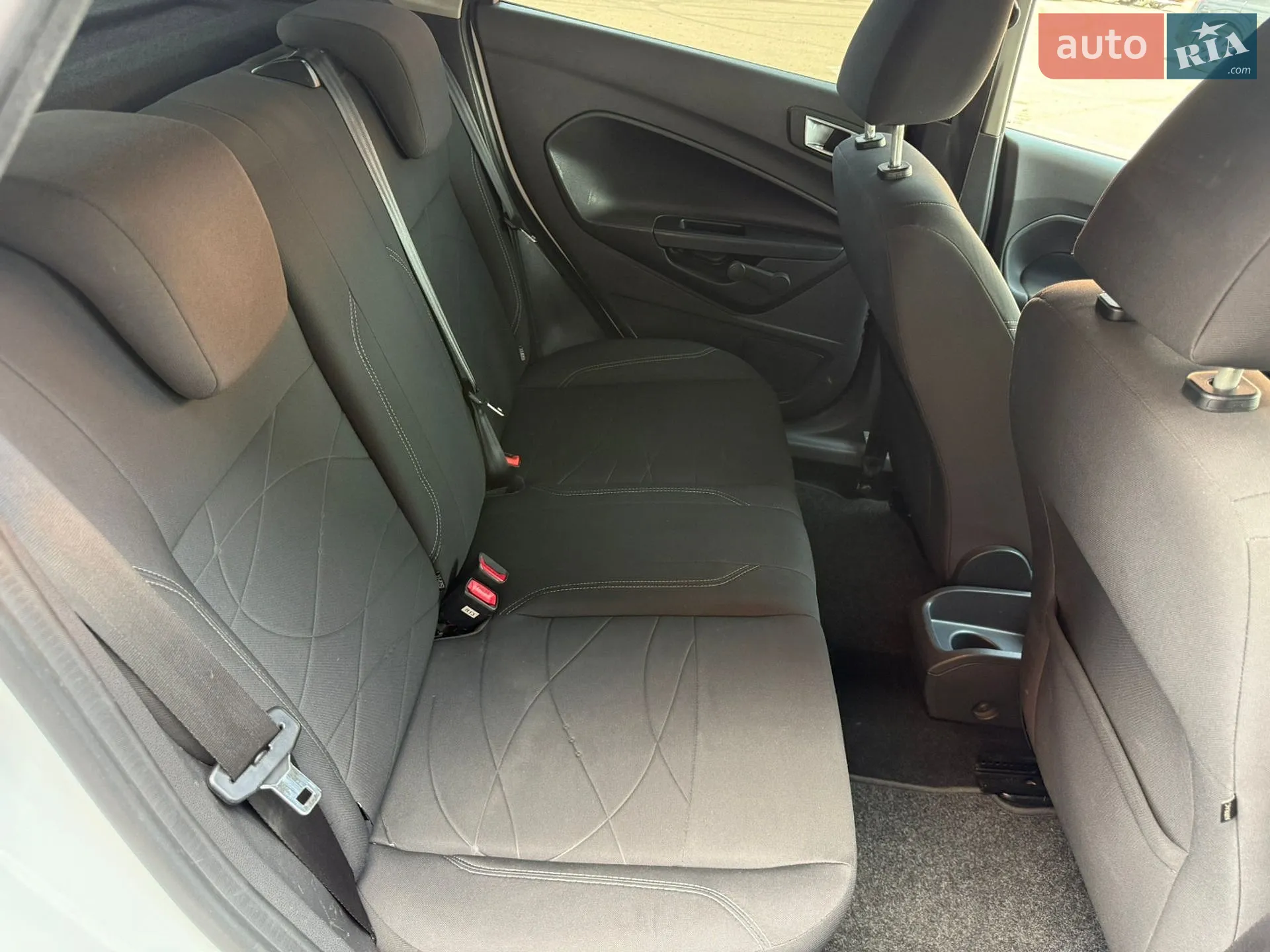 2014 Ford Fiesta - мініатюра 18