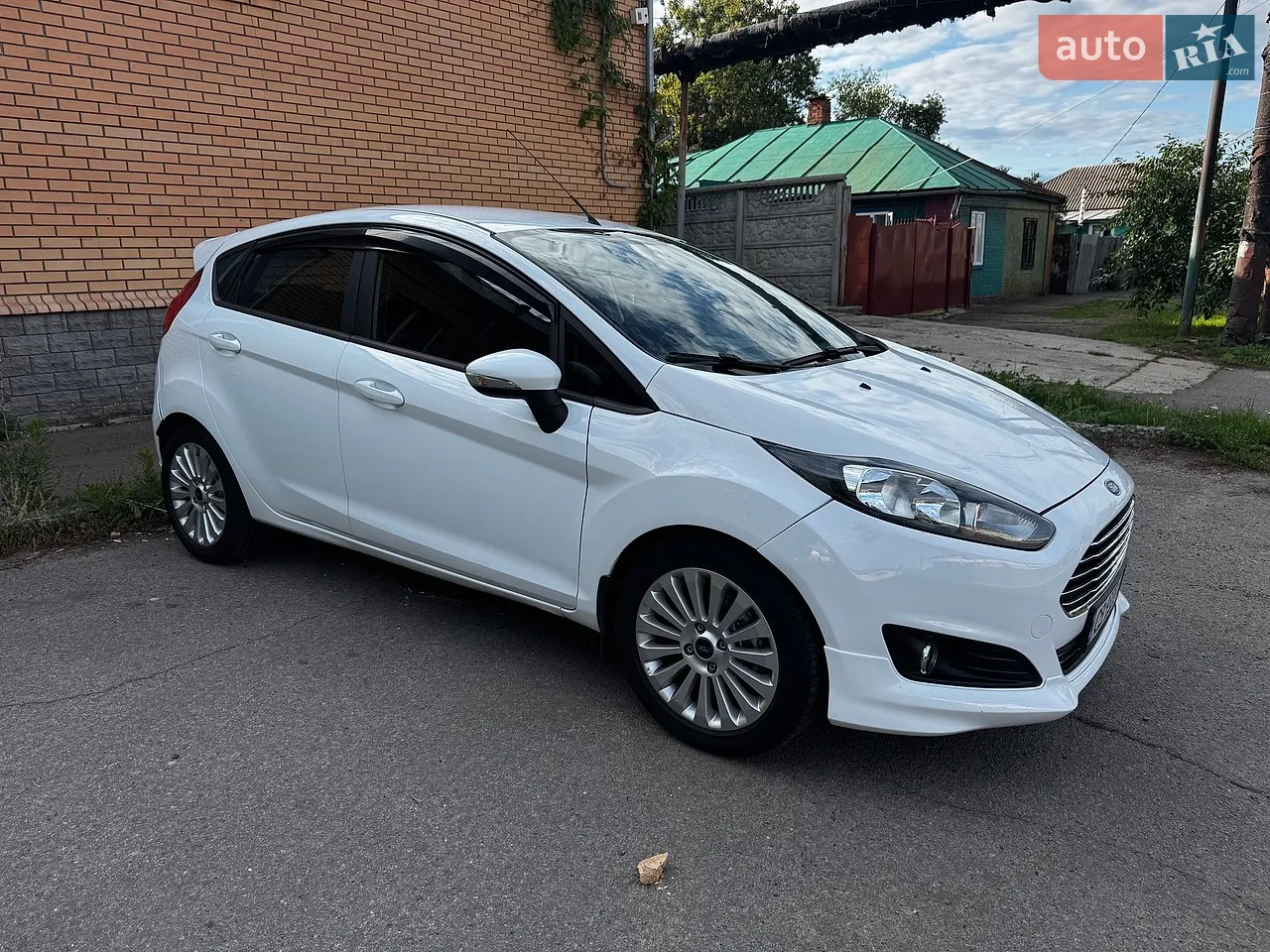 2015 Ford Fiesta - мініатюра 23