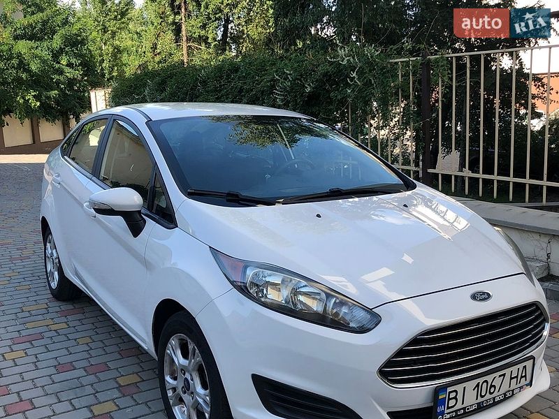 Седан Ford Fiesta 2016 в Кременчуге