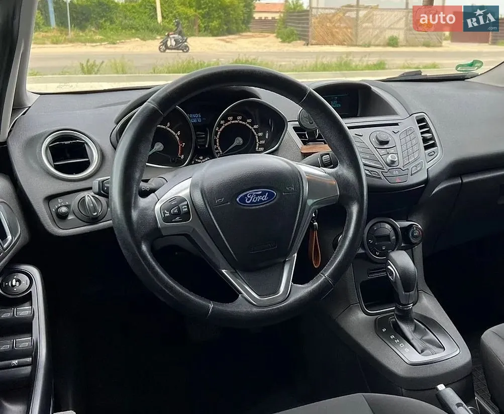 2014 Ford Fiesta - мініатюра 11