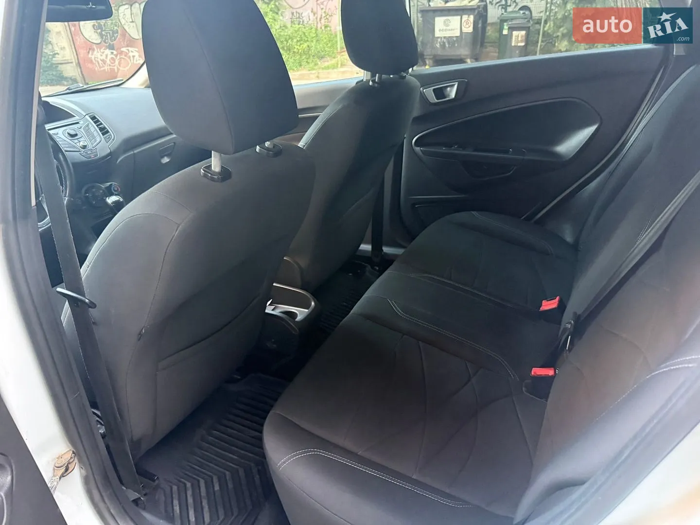 2012 Ford Fiesta - мініатюра 19