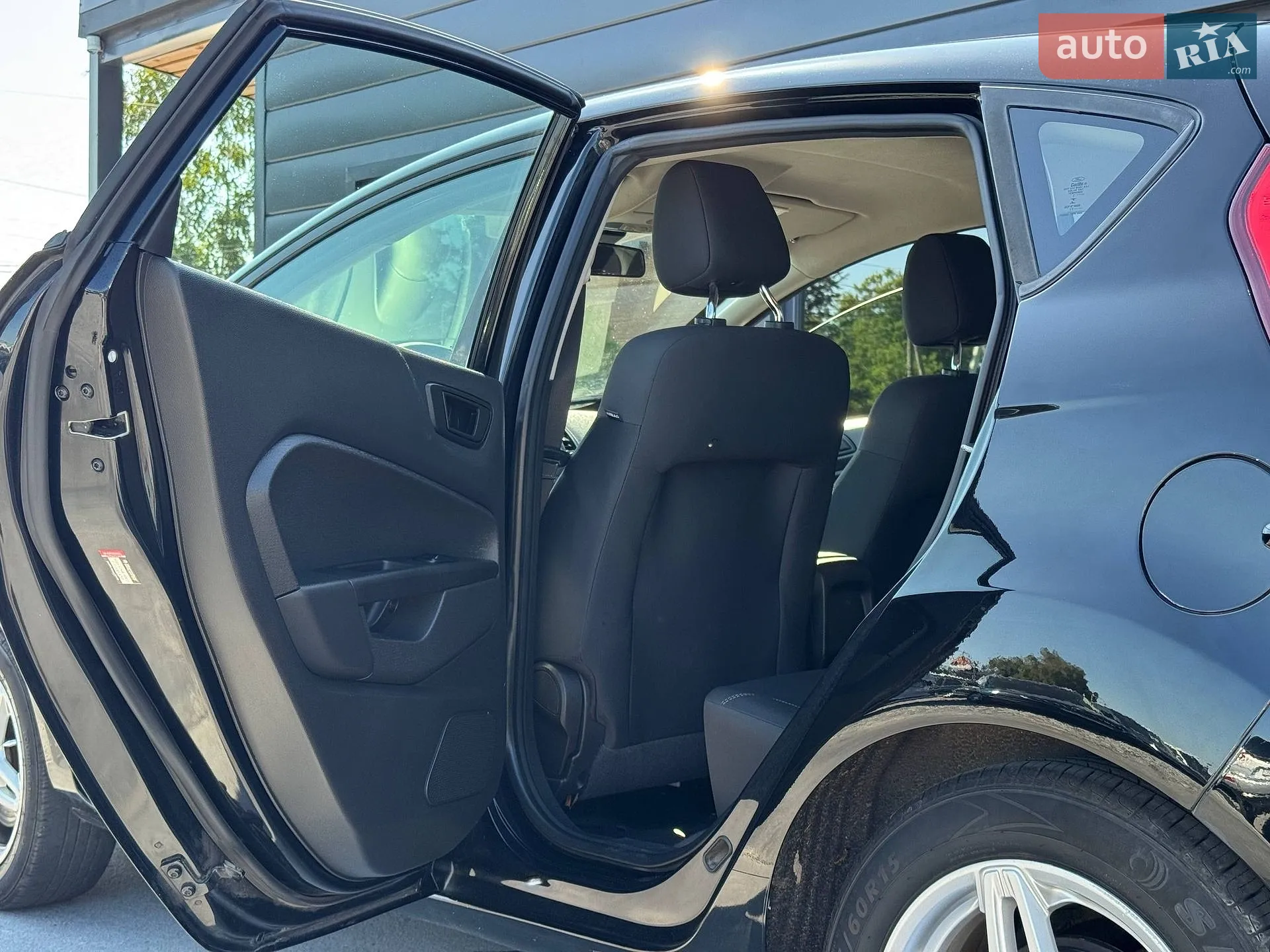 2018 Ford Fiesta - мініатюра 39