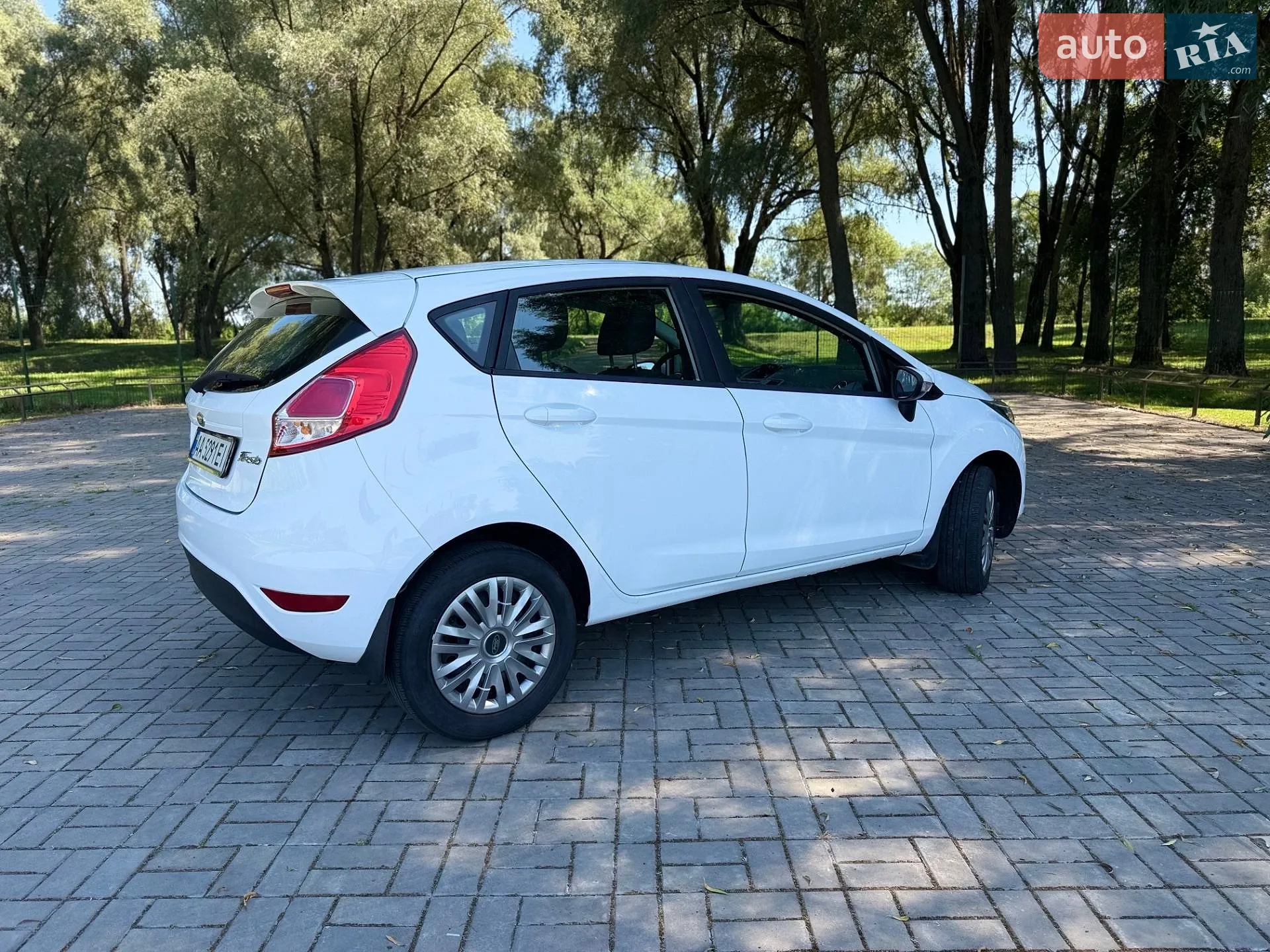 2015 Ford Fiesta - мініатюра 7