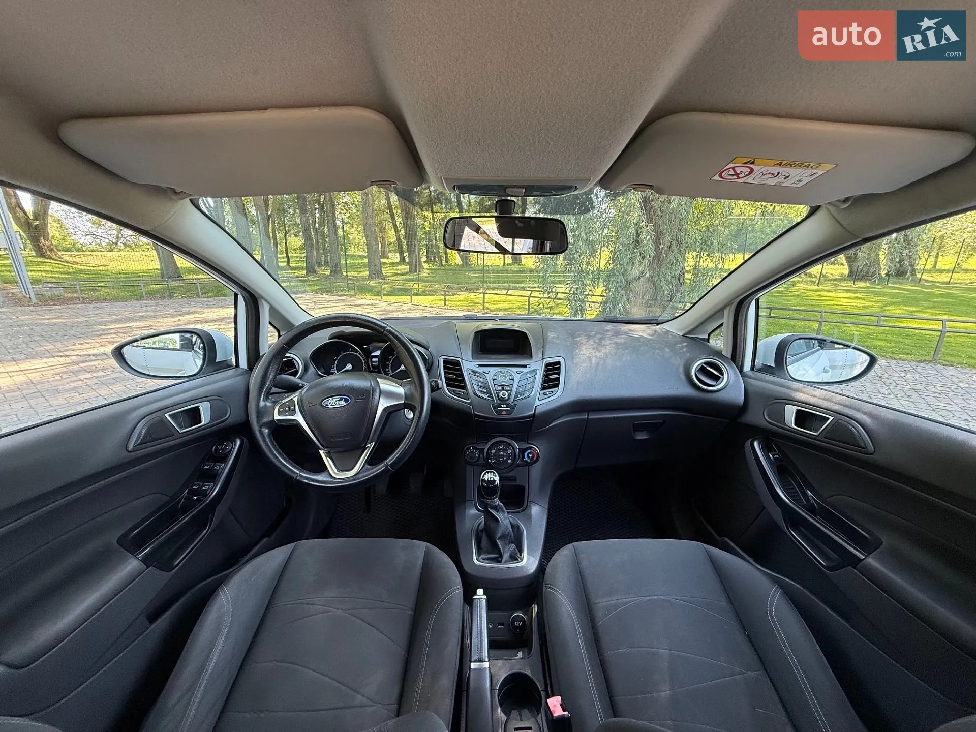 2015 Ford Fiesta - мініатюра 13