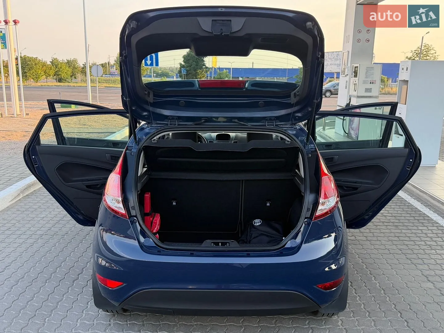 2013 Ford Fiesta - мініатюра 45