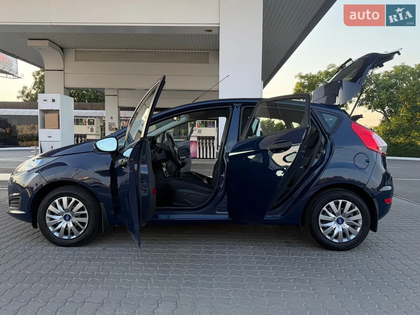 2013 Ford Fiesta - мініатюра 50