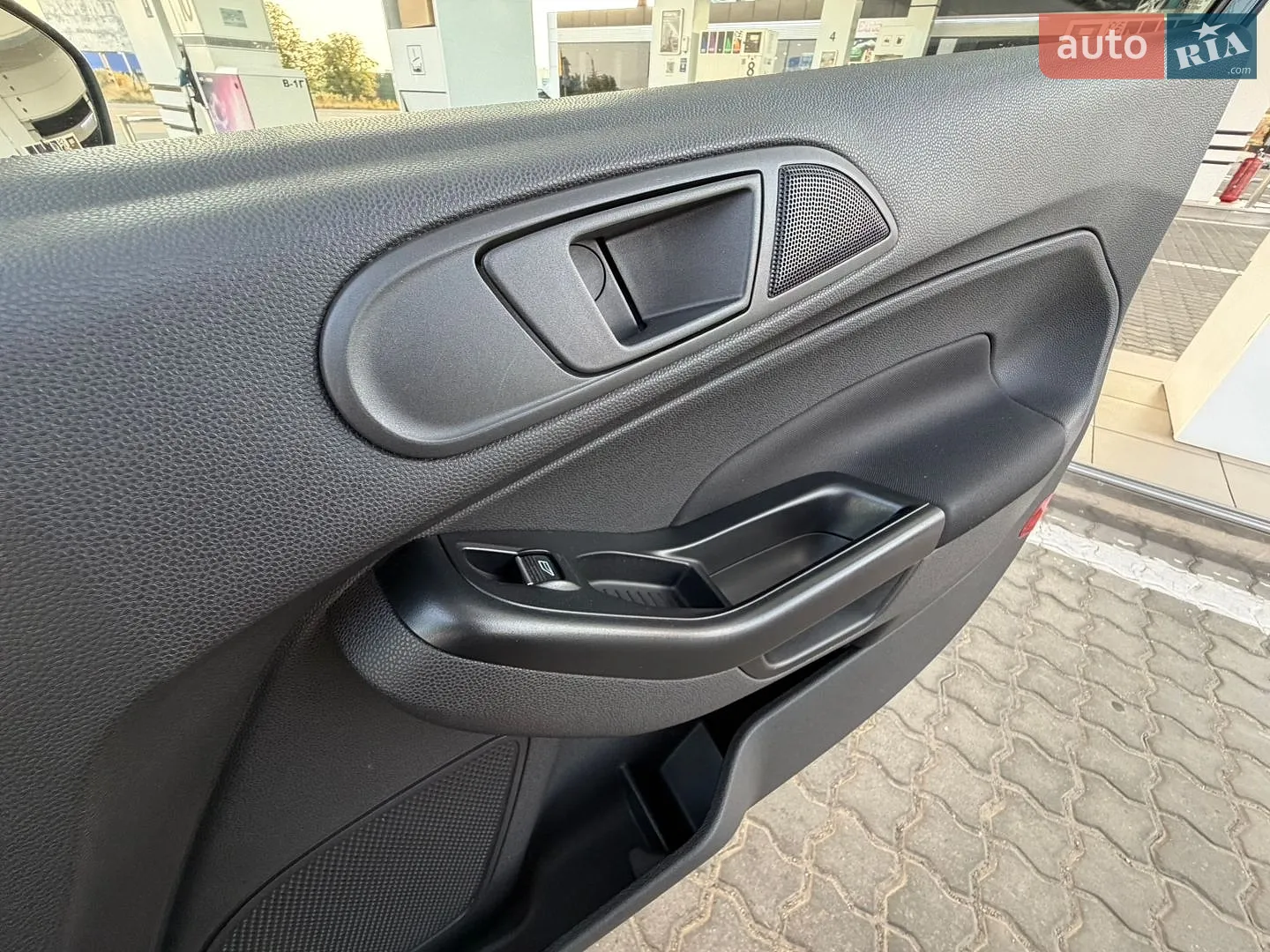 2013 Ford Fiesta - мініатюра 70