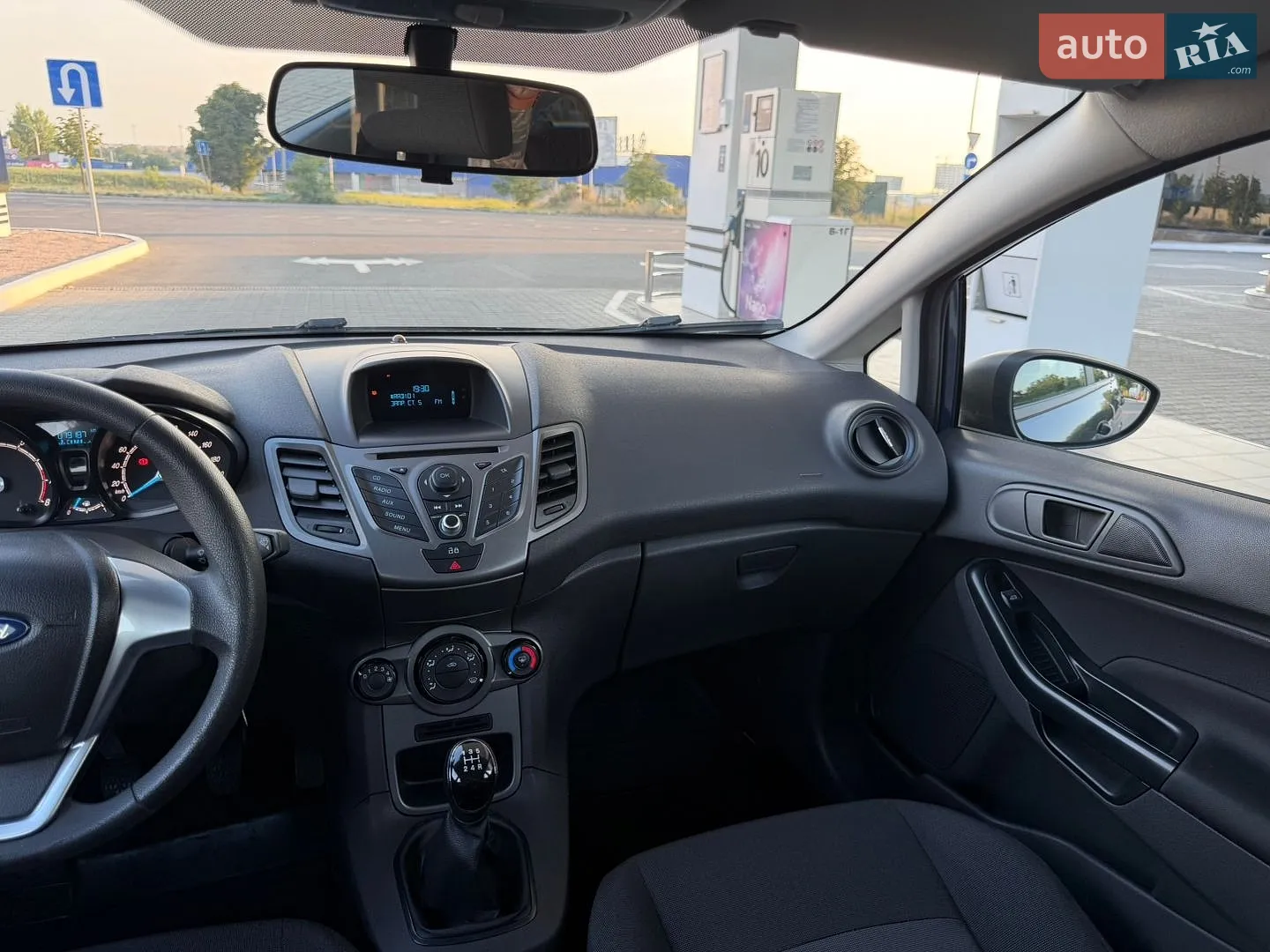 2013 Ford Fiesta - мініатюра 81
