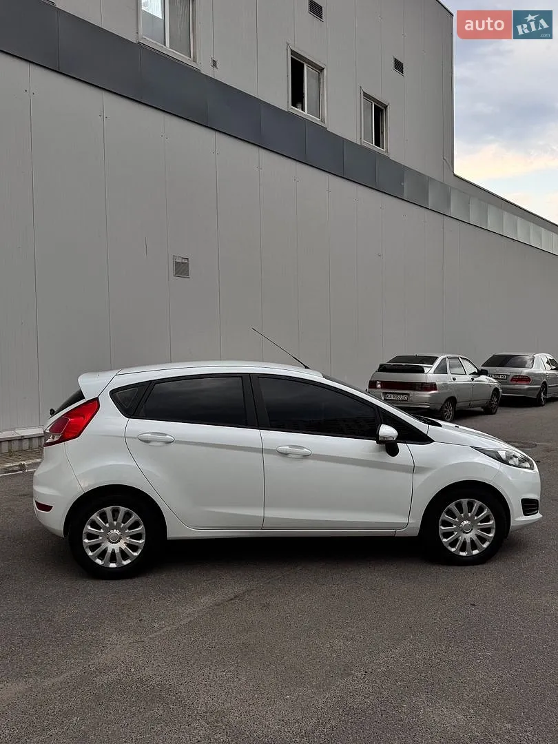 2016 Ford Fiesta - мініатюра 6