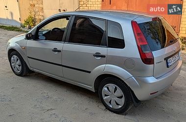 Хэтчбек Ford Fiesta 2003 в Харькове
