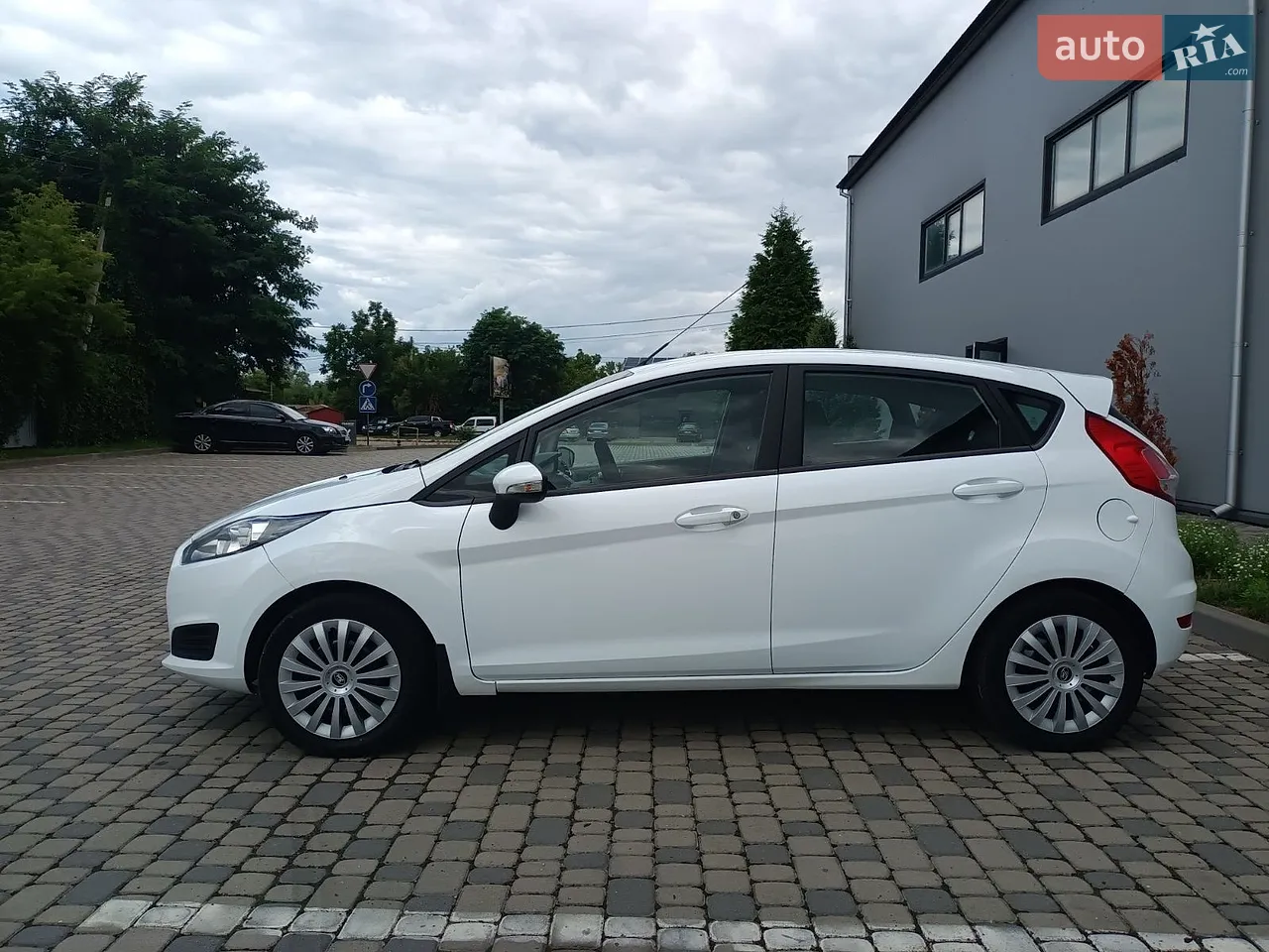 2015 Ford Fiesta - мініатюра 18