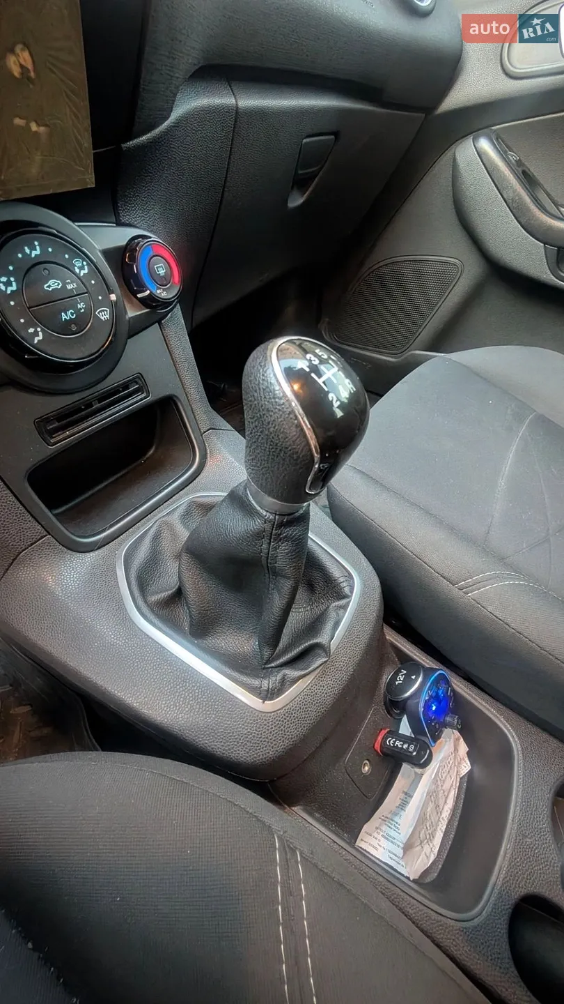 2014 Ford Fiesta - мініатюра 9